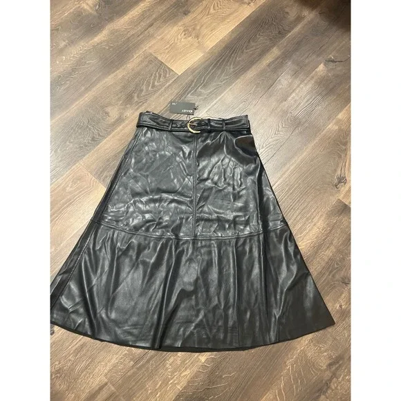 Bailey 44 Black Vegan Leather Belted Midi Skirt A-Line NWT Size Medium Women's - Picture 1 of 5